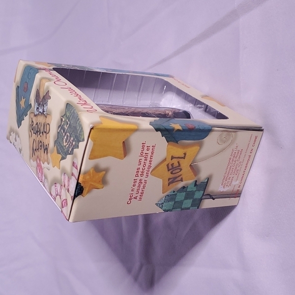 NWT Whimsical Ornament Christmas Penguin 🐧 - Picture 4 of 7